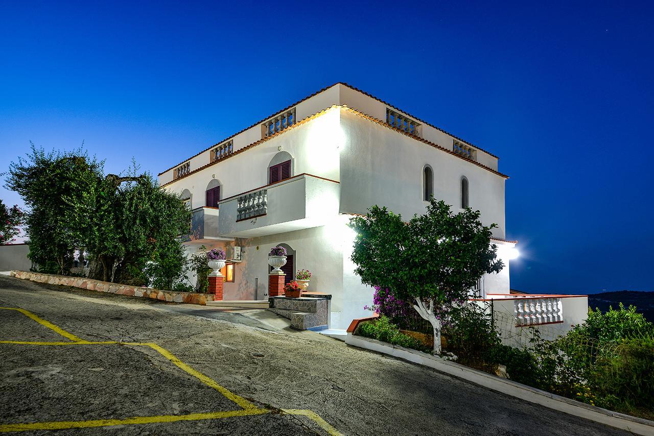 Albergo Godenizzo Пескичи Экстерьер фото